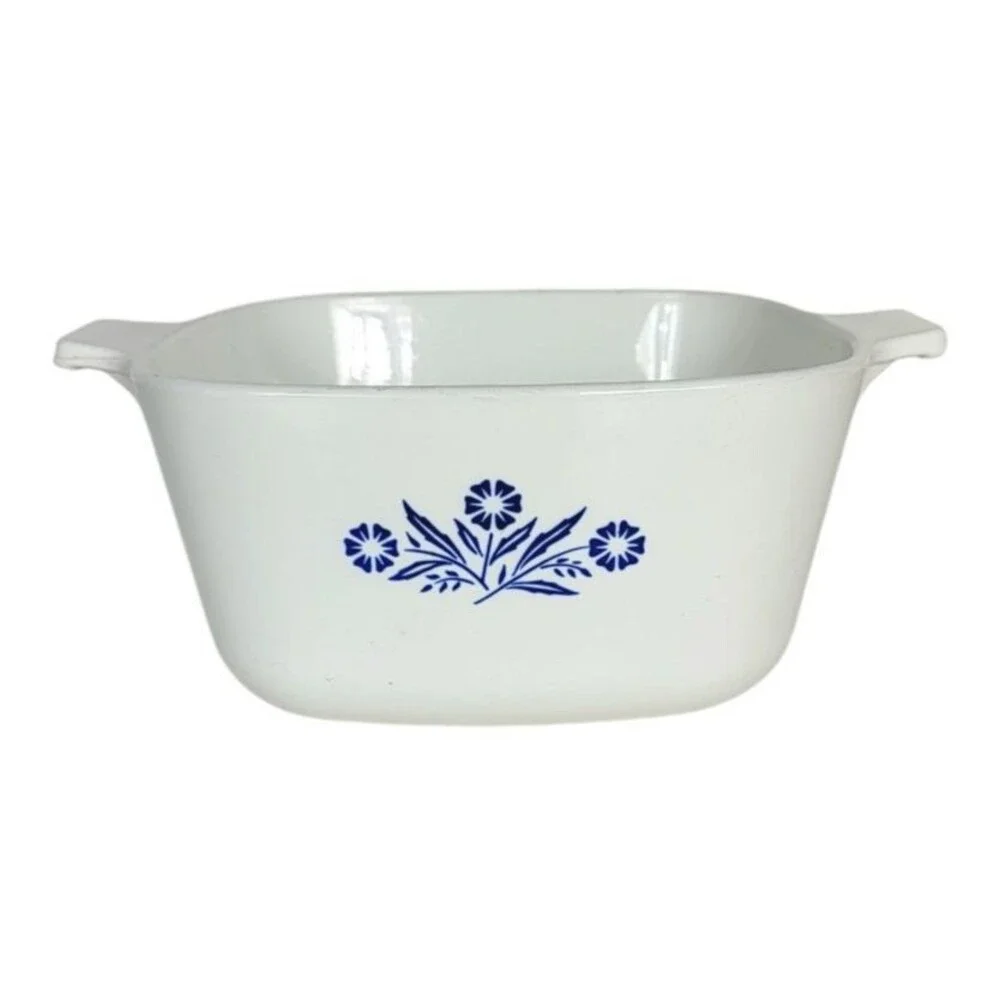 Vintage Cornflower Corning Ware 1 3/4 QT. P-134-B Casserole Baking Dish